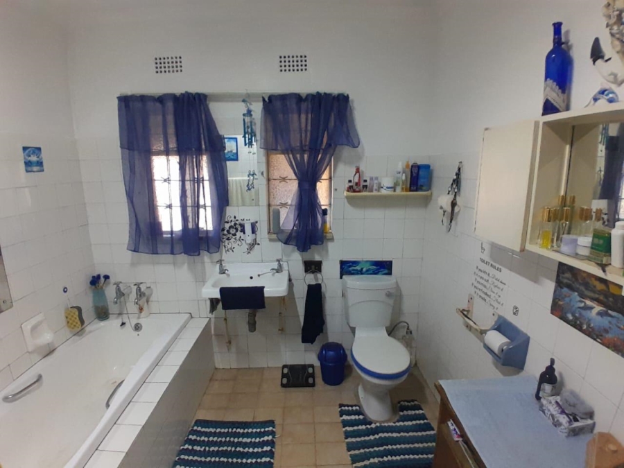 4 Bedroom Property for Sale in Deneysville Free State
